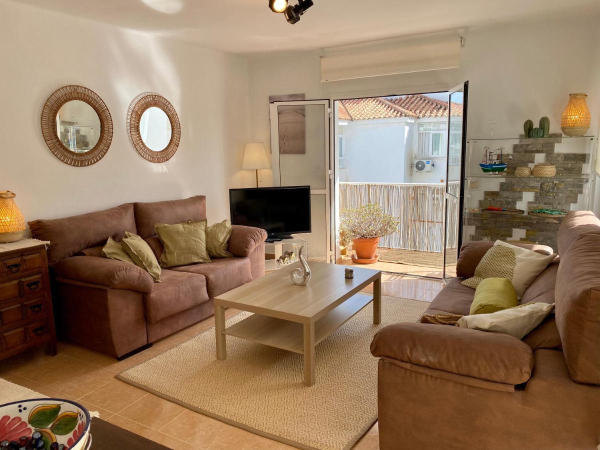 Beautiful Apartment In The Centre Of Nerja Esterno foto